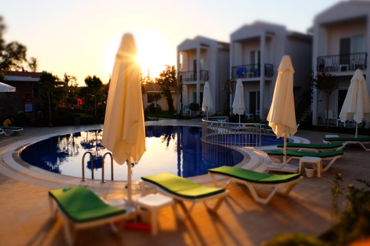 דטקה Kalina Hotel מראה חיצוני תמונה